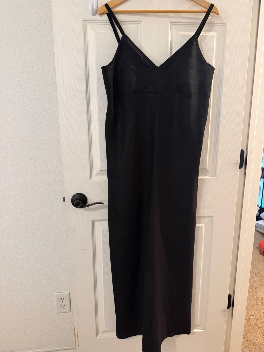 Y2K Classic Black linen  Dress with V-Neck